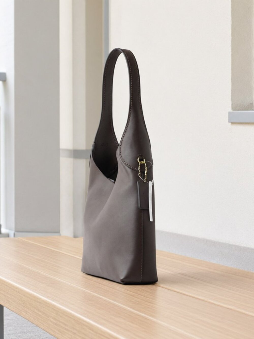 Coach Shoulder Bag-Maple - Picture 2 of 9